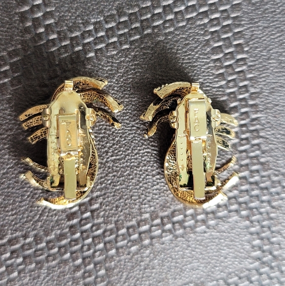 Vtg Butler for FAC (Fifth Avenue Collection) Clip-On Earrings - Picture 4 of 7